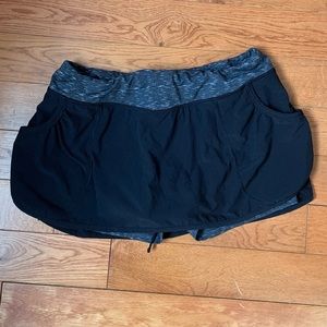 Lucy black athletic skort, size large